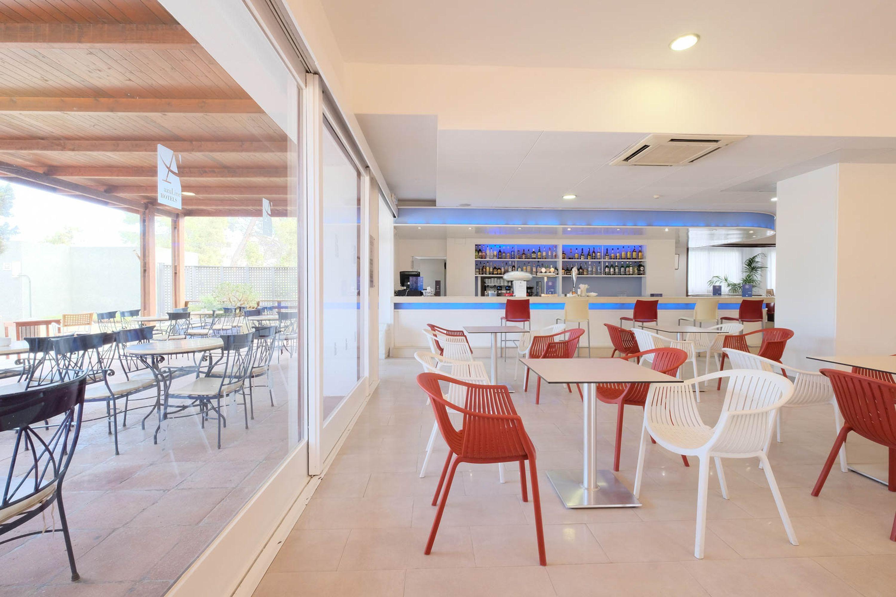 Azuline Hotel Bergantin San Antonio  Exterior photo